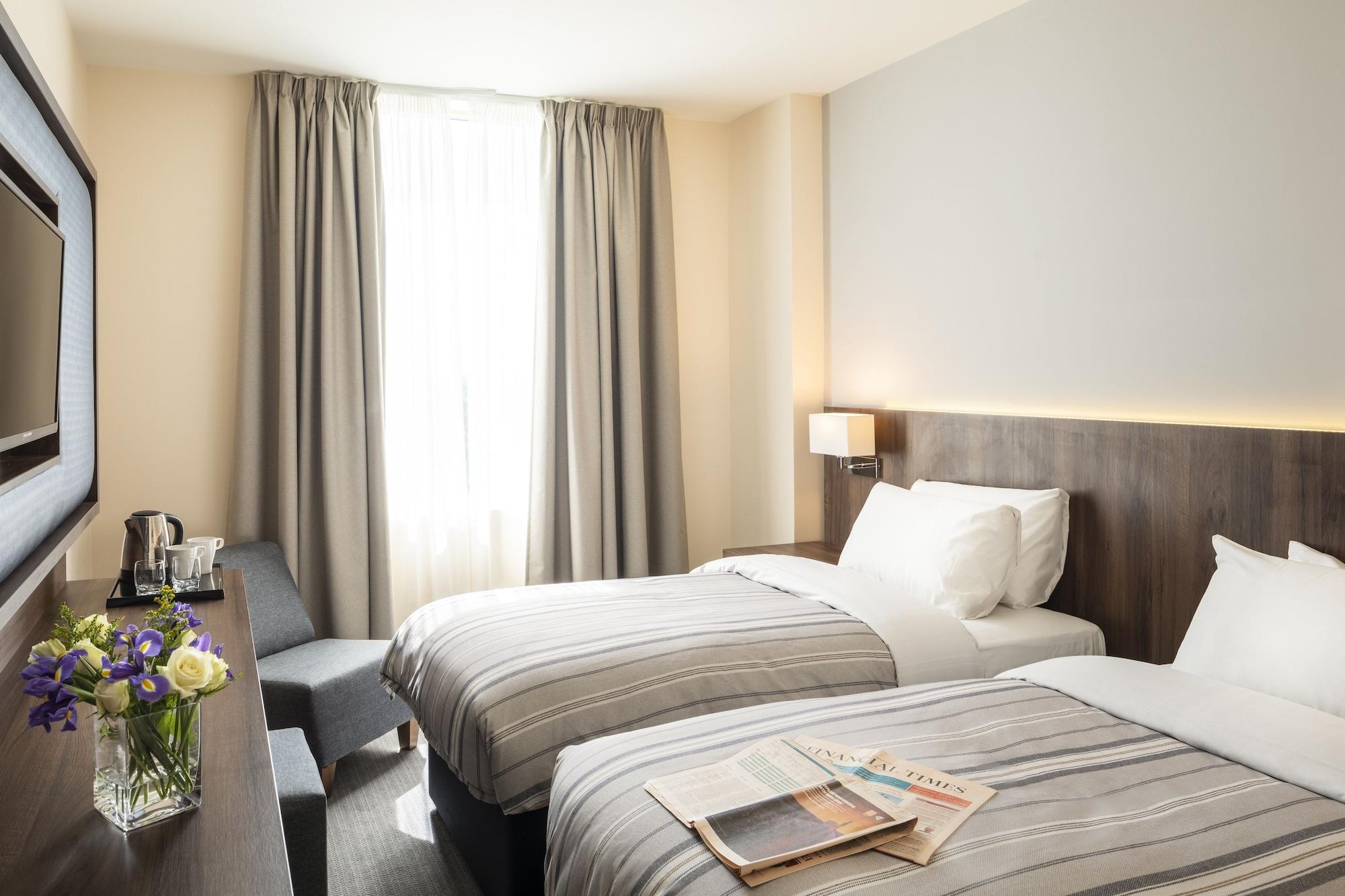 Feltham St Giles Heathrow - A St Giles Hotel מראה חיצוני תמונה