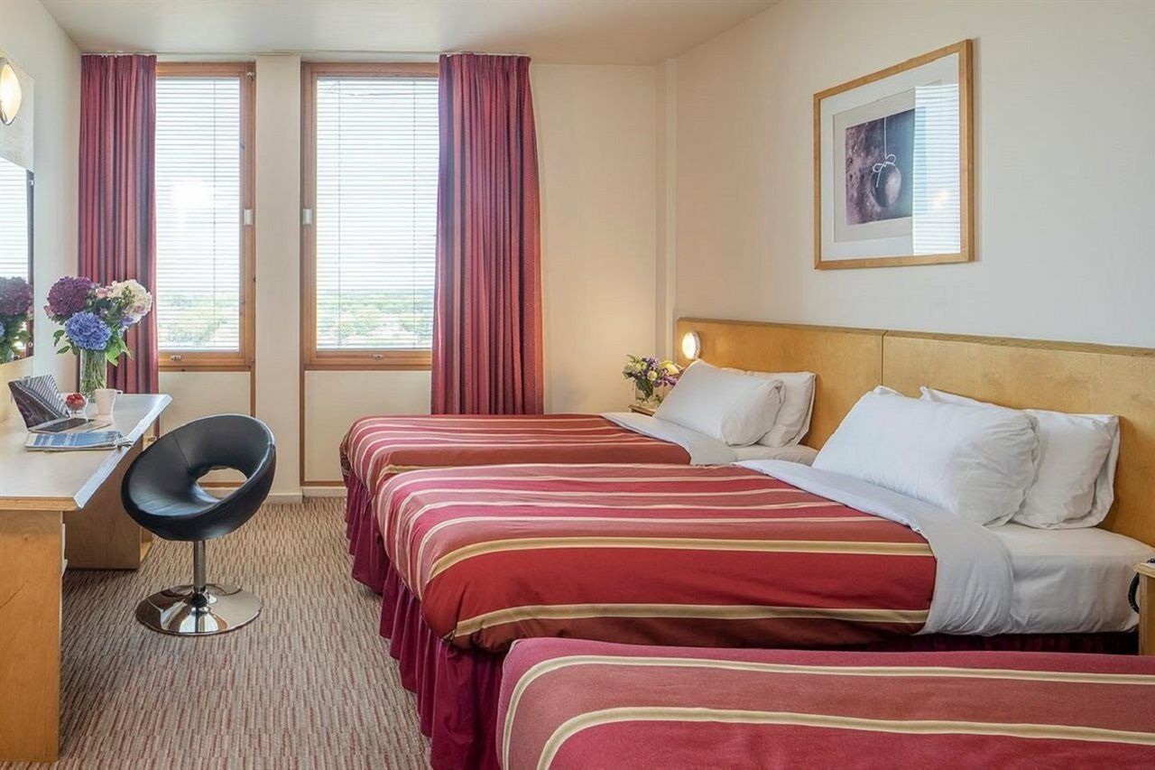 Feltham St Giles Heathrow - A St Giles Hotel מראה חיצוני תמונה